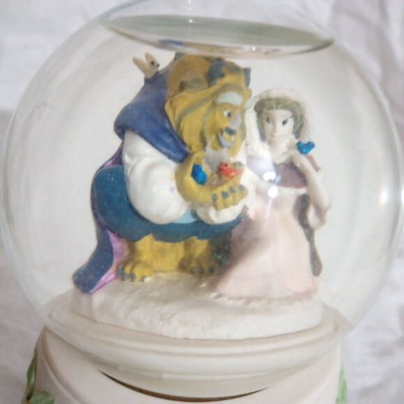Vintage Schmid Disney's Beauty & the Beast Spinning Musical Snow Globe - Picture 7 of 9